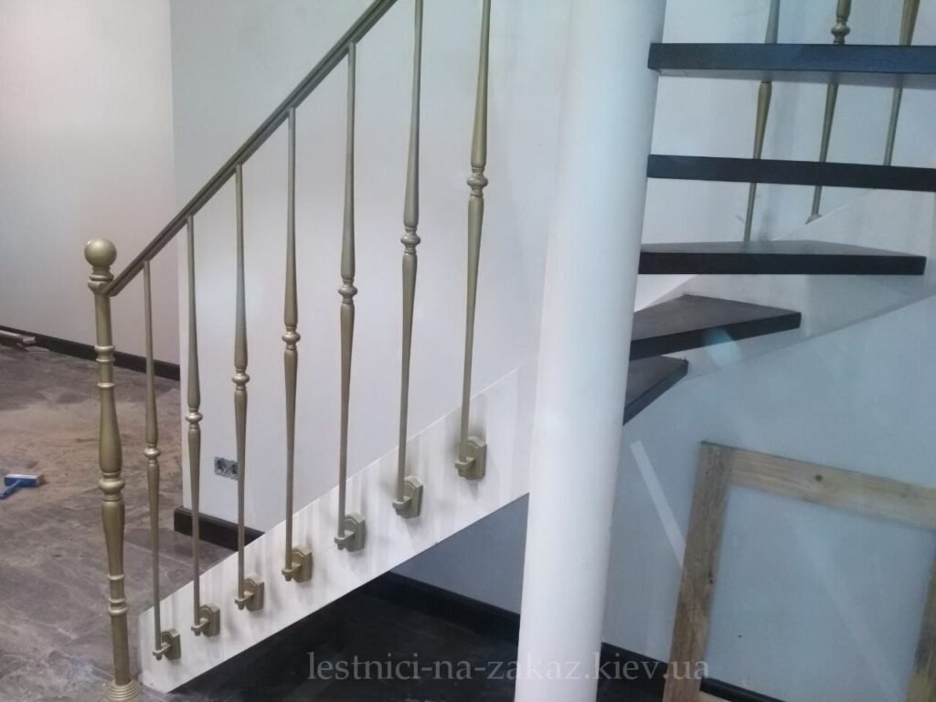 Открытые лестницы﻿ из металла под заказ
