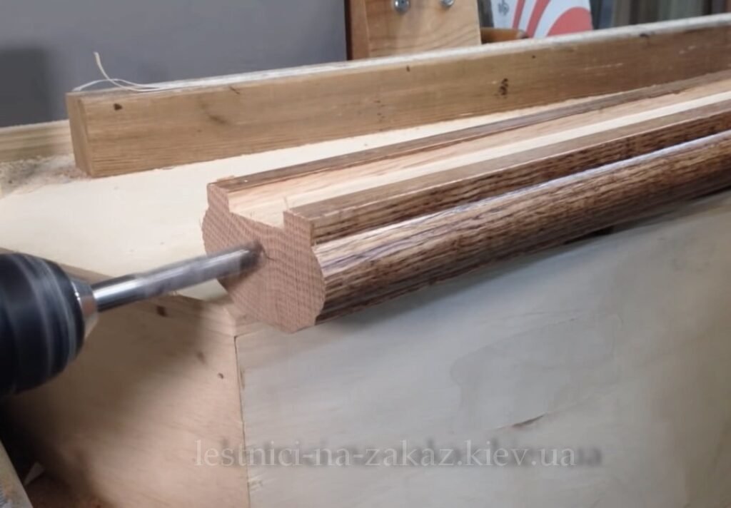 качественная древисина для изготовления лестниц на заказ